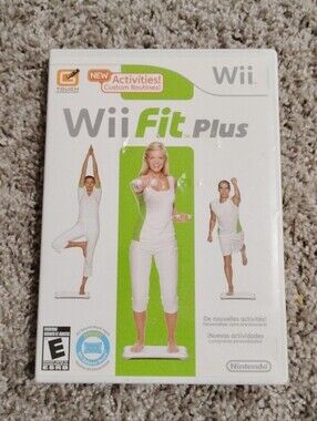 Wii Fit Plus (Nintendo Wii) - Complete in Case CIB w/ Manual